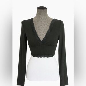 Black Lace Trim Deep V Long Sleeve Crop Top – Y2K Coquette Fitted Stretch Blouse